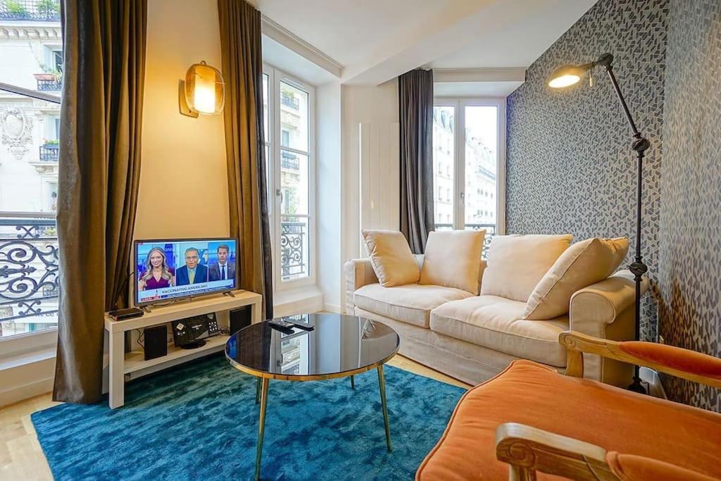 Elegant Appartement Dans Le Marais - Paris 3 Exteriör bild